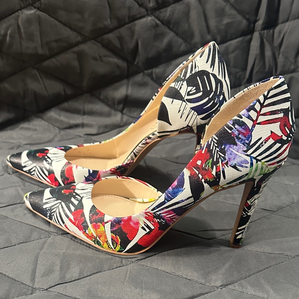 Jessica Simpson Multicolor Floral Heels
